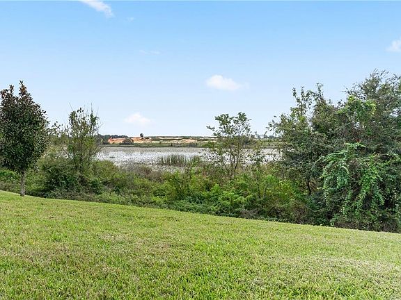 5th image of 740 Lake Douglas Dr