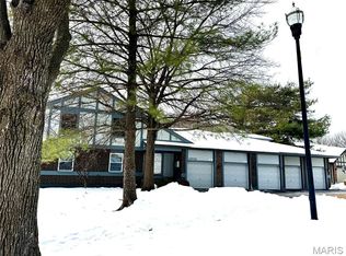 13131 Royal Pines Dr UNIT 3, Saint Louis, MO
