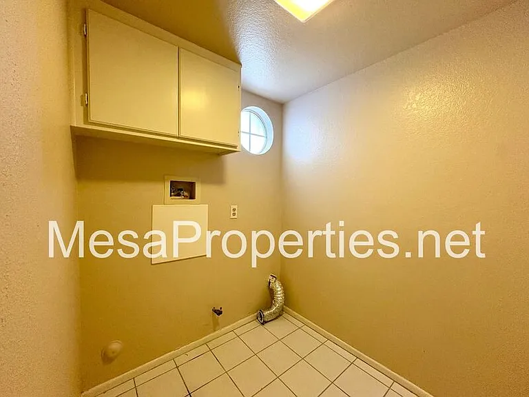 14383 La Crescenta Ave — Photo 19