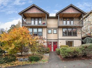 7202 California Ave SW #B, Seattle, WA 98136