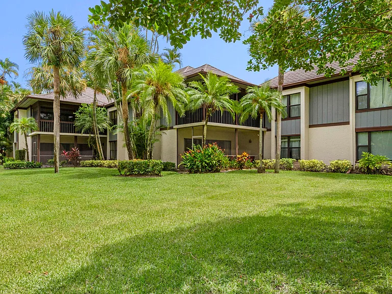 13329 Polo Club Rd #105 — Photo 33