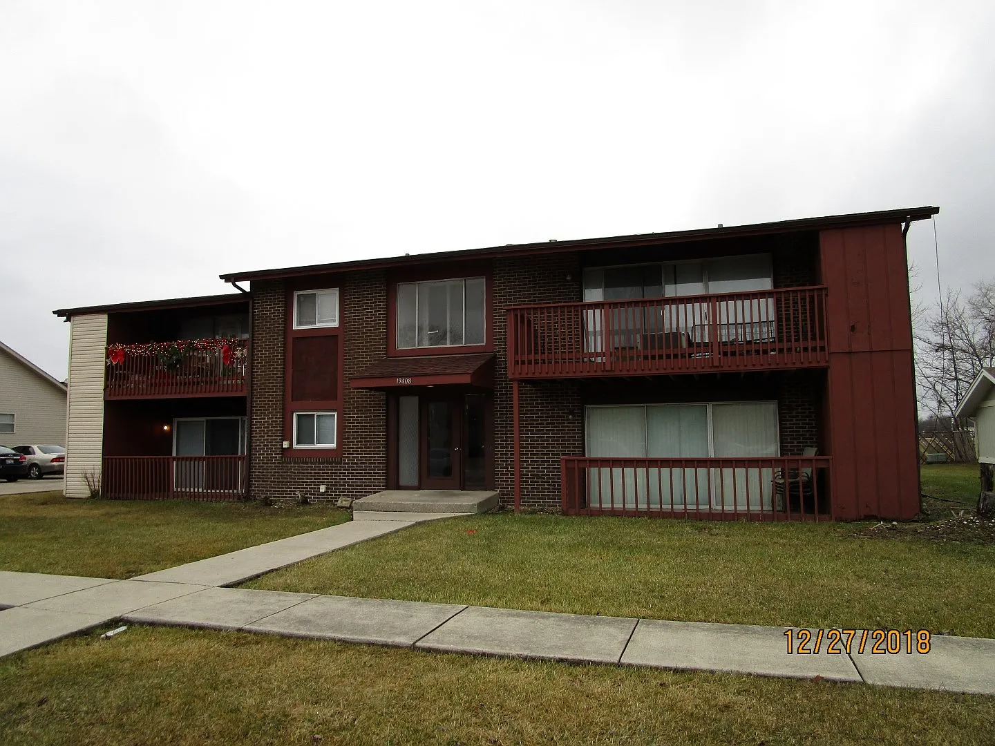 19408 Lake Shore Dr APT 2N photo 1