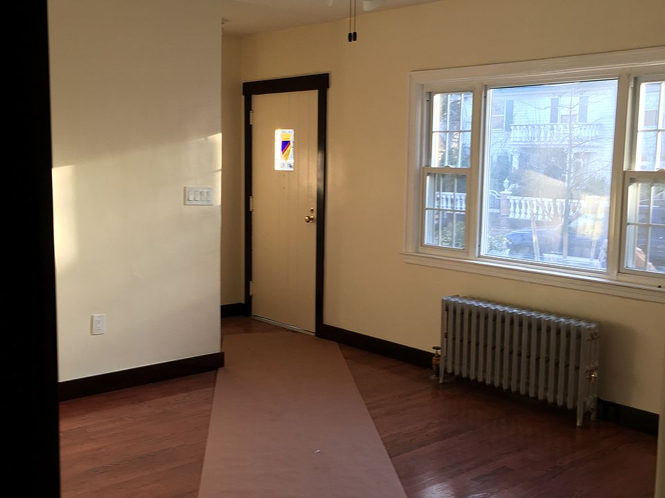 1st image of 11529 180th St