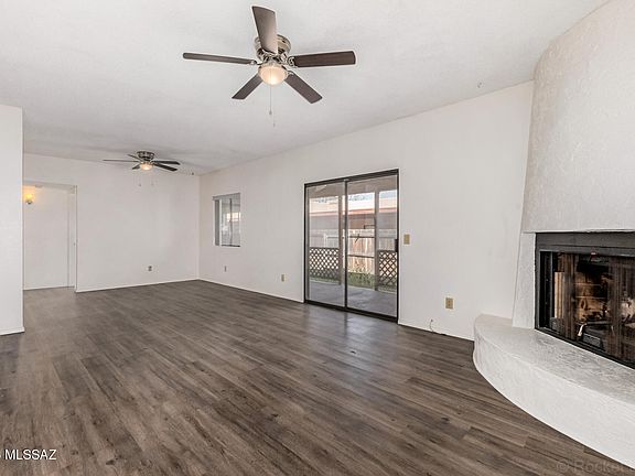 5th image of 1949 N Swan Rd Unit 27