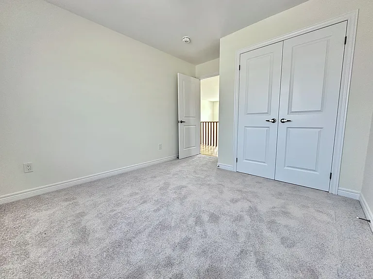 4 Blue Heron Dr — Photo 18