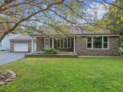 215 Gulf Rd, Camillus, NY, 13031