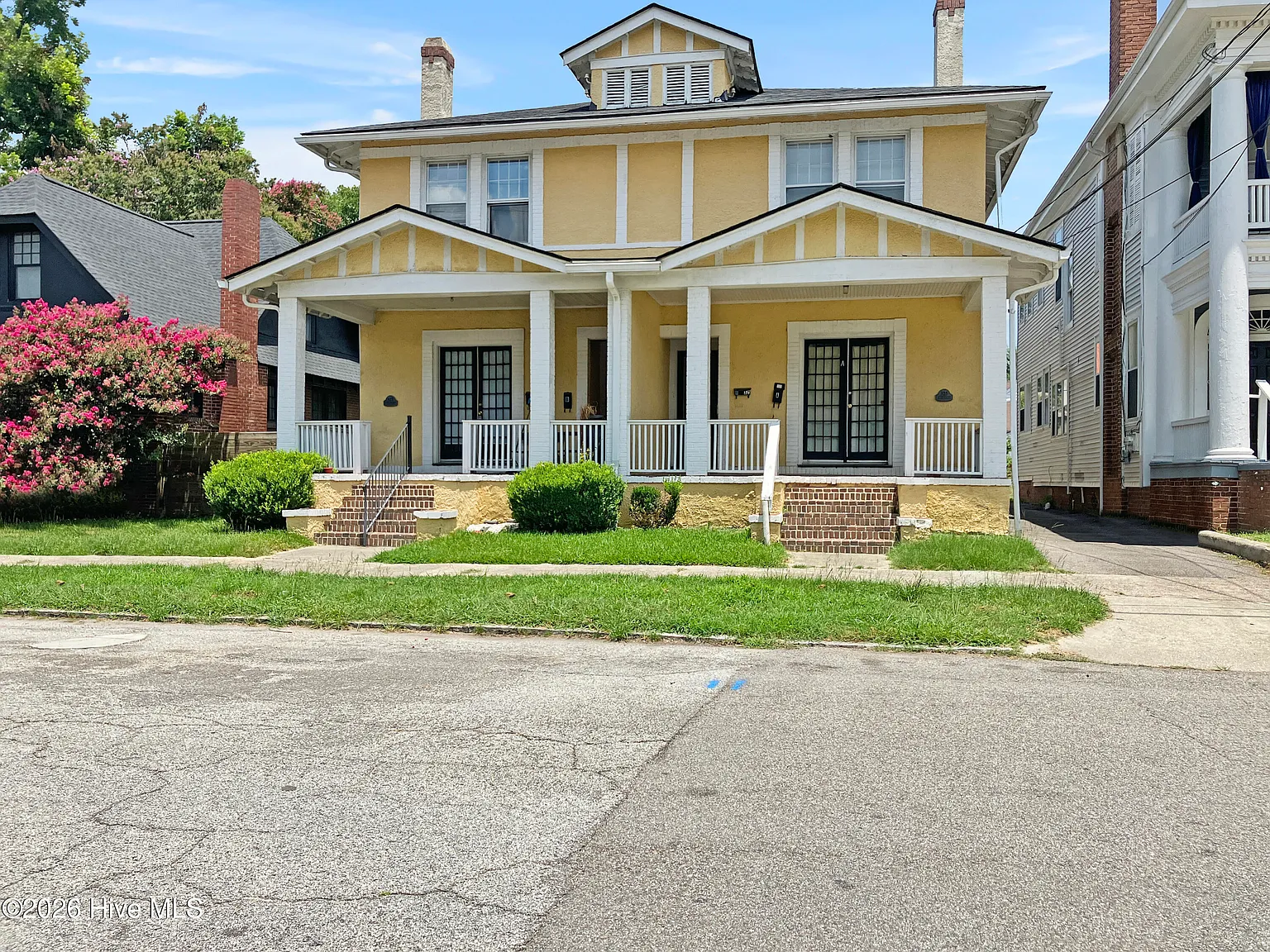 1 bed, 1.0 bath, 475 sqft, $895 — Photo 1
