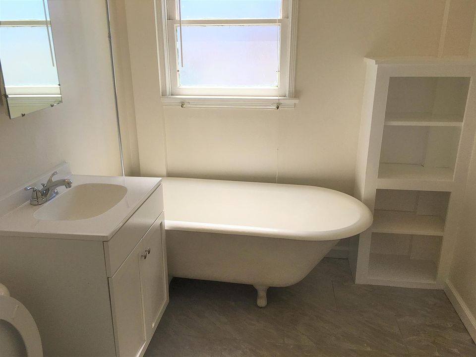 Soaking Tub