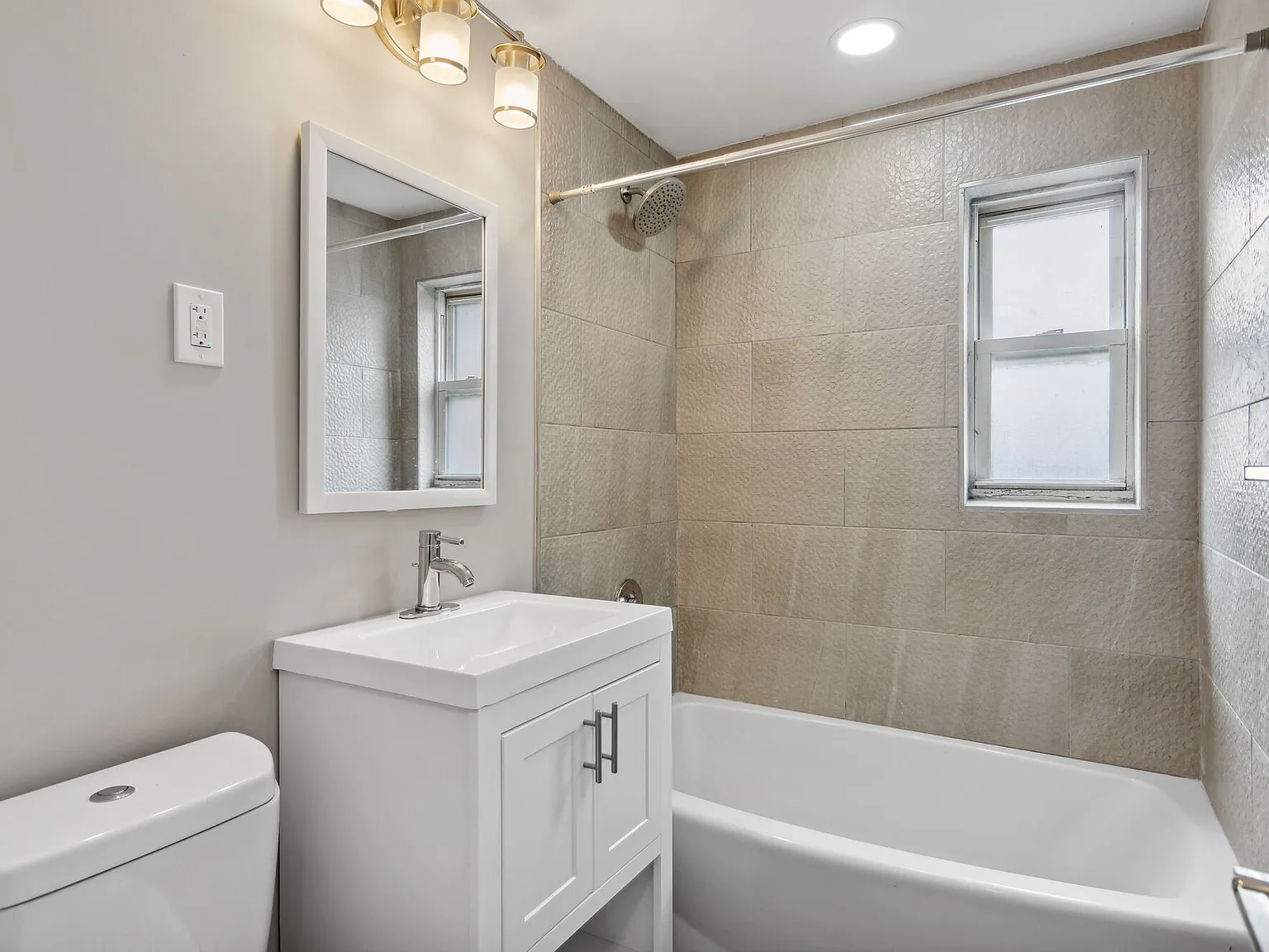The Arbors At Franklin — Photo 4