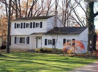 236 Bradford Dr, Canfield, OH