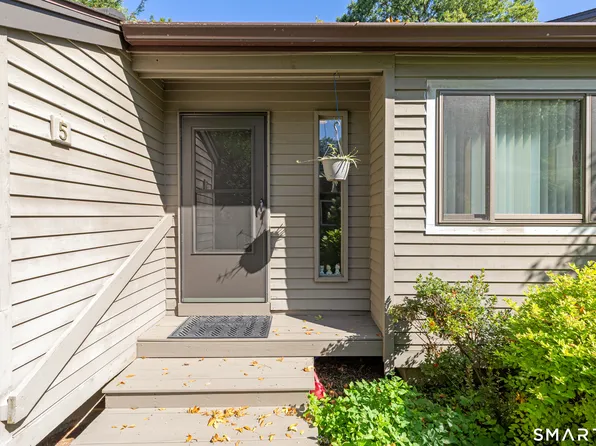 5 Alder Court #84A, Woodbury, CT 06798