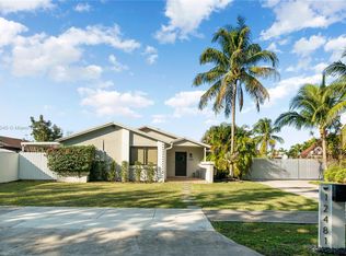 12481 SW 194th St, Miami, FL 33177