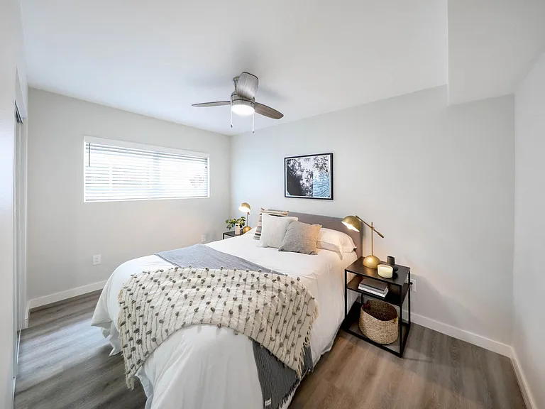 Pacific West Villas — Photo 18