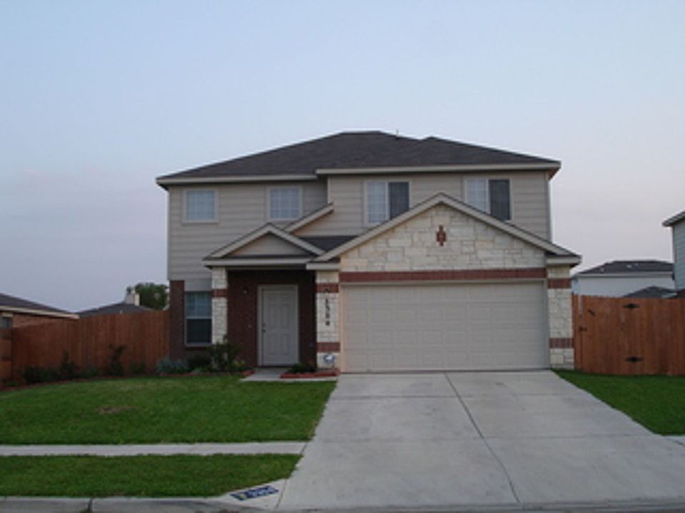 1st image of 3304 Thunder Creek Dr