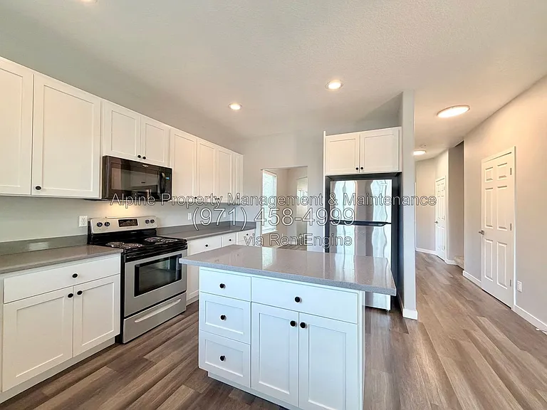 5847 SW Coventry Pl — Photo 9