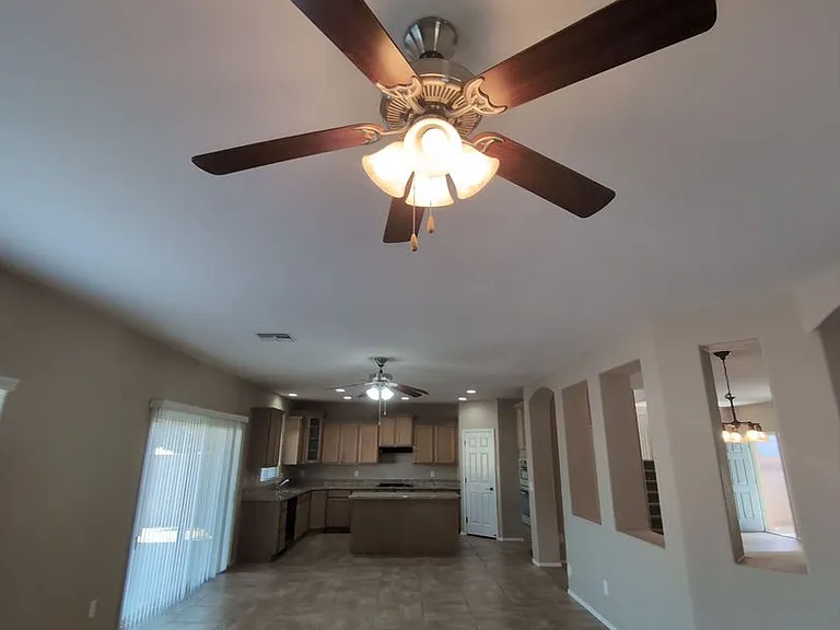 39203 N Carolina Ave — Photo 15