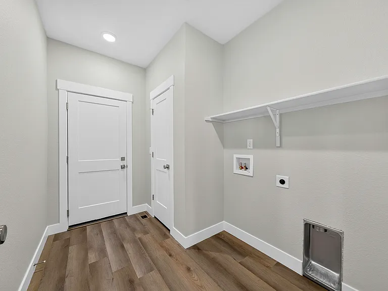 10207 Waterton Canyon Way — Photo 32