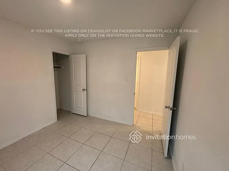 3018 Wallace Wells Ct — Photo 8