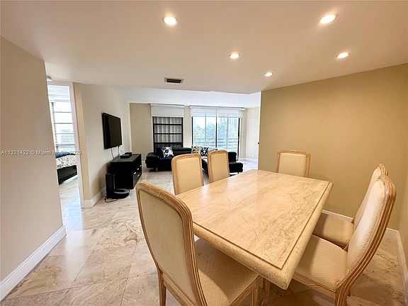 4th image of 20400 W Country Club Dr APT 502