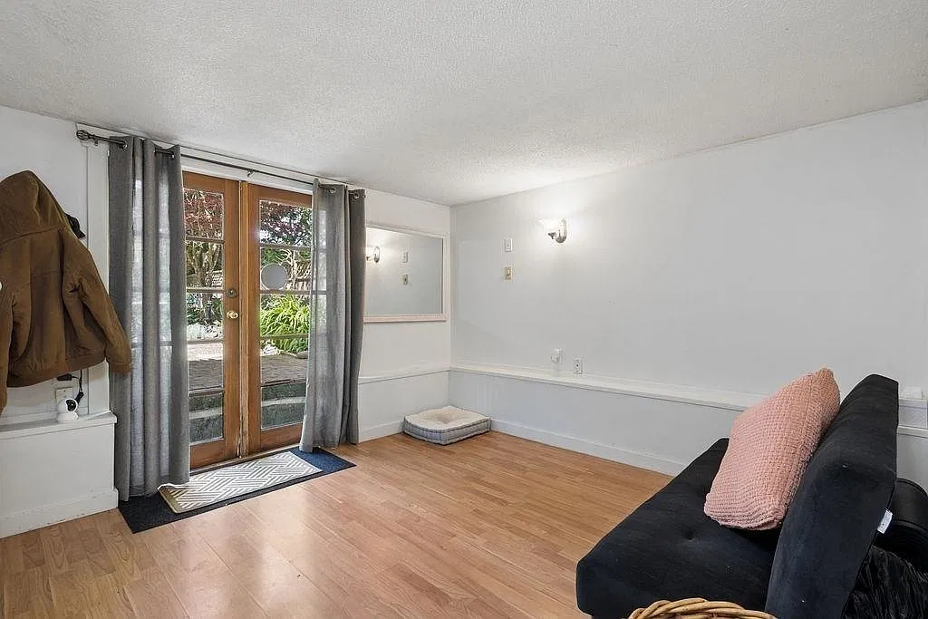 1 bed, 800 sqft, $2,000 — Photo 2
