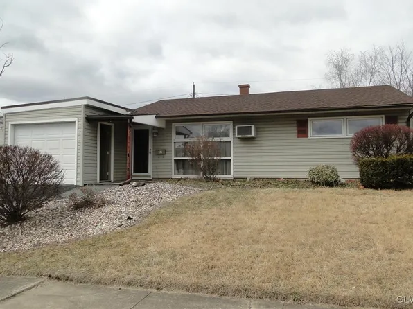 57 Magna Dr, Coplay, PA 18037