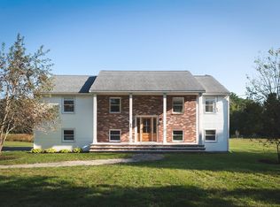 22 Sagamore Rd, Ipswich, MA 01938