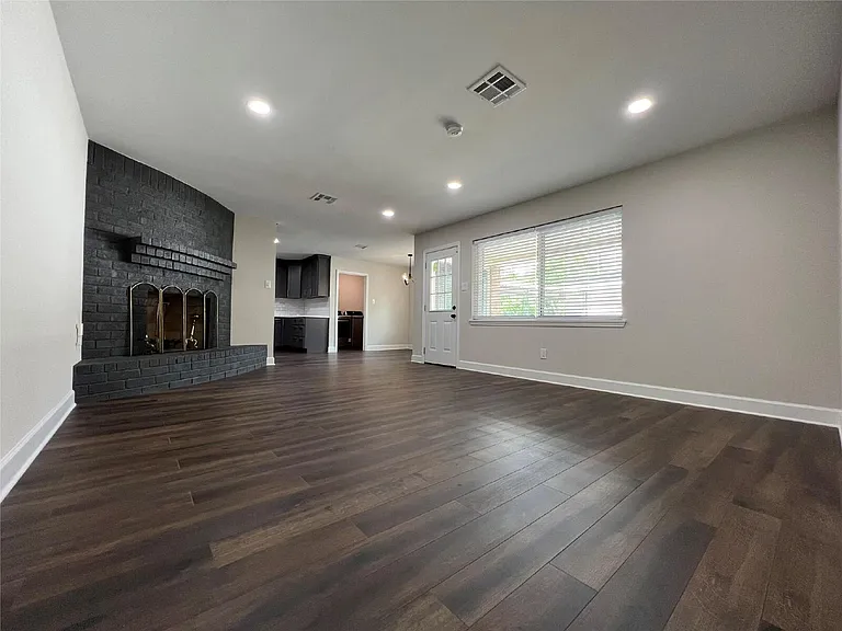 10903 Albury Dr — Photo 12