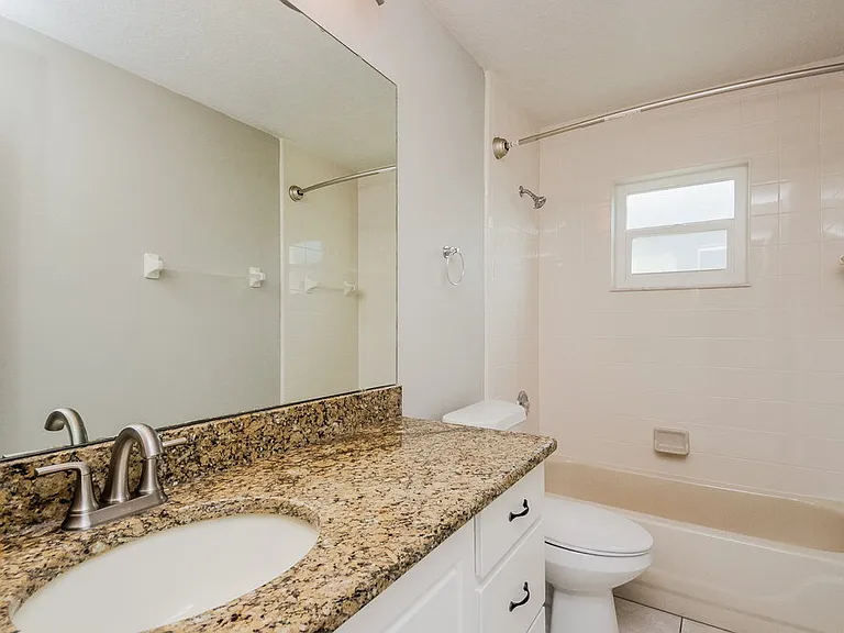 2315 Giselle Ct — Photo 15