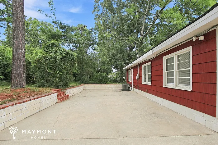 205 Ridgewood Ave — Photo 13