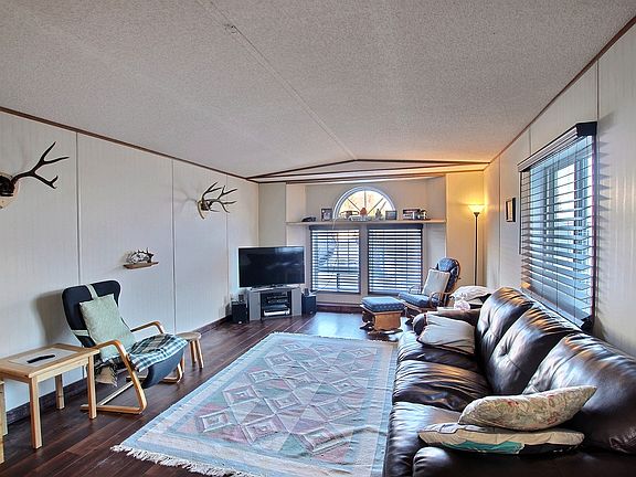 4th image of 1555 Howe Rd #89