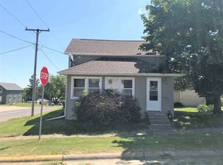 208 N Washington St, Andrew, IA 52030