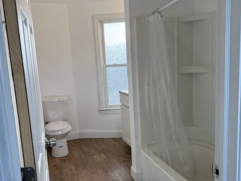 510 Maple St — Photo 5