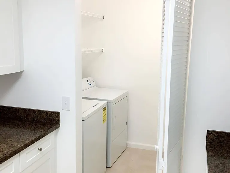 The Mirage Apartments — Photo 109