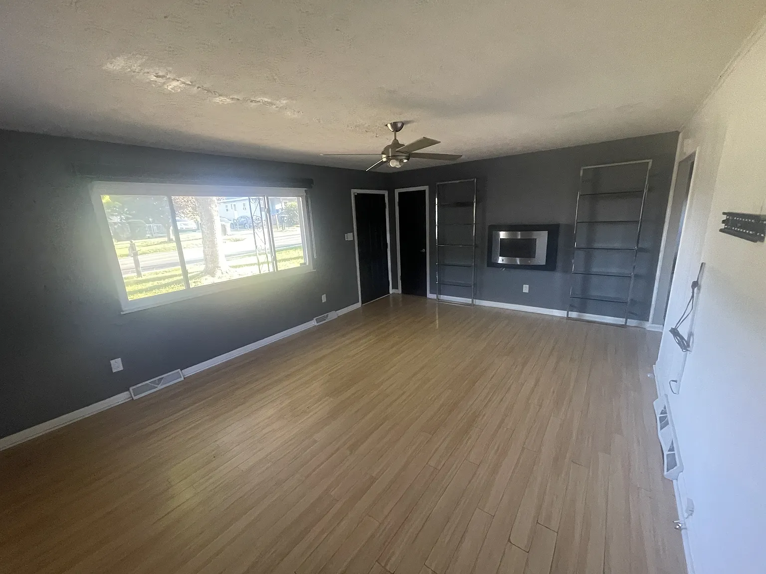 221 Teel Road - 1 — Photo 3