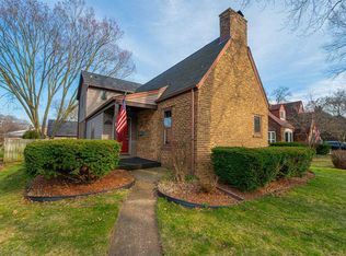 7713 Forest Ave, Munster, IN 46321