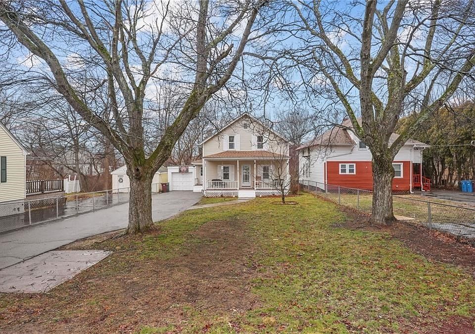 33 Rodman St, Woonsocket, RI 02895 MLS 73216404 Zillow