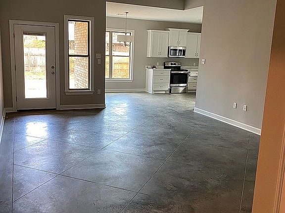 4th image of 2820 Carmichael Dr Lot 13