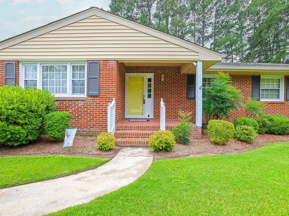 321 Crescent Dr, Franklin, VA 23851