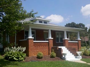 3222 W Walnut St, Johnson City, TN 37604