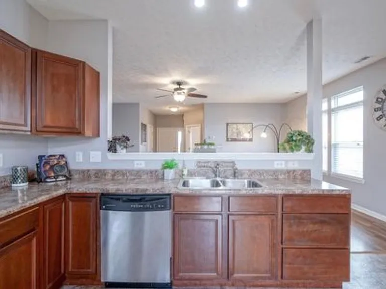 2712 Gulfstream Ln — Photo 11
