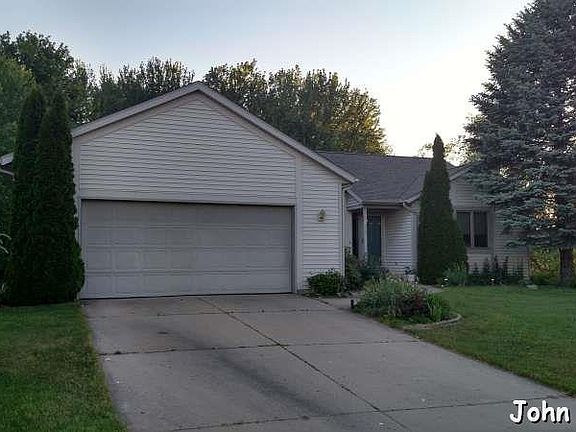3rd image of 2964 S Horseshoe Dr SW
