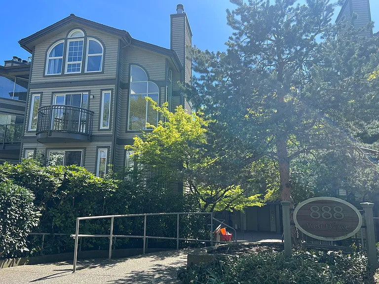 888 W 13th Ave #201 — Photo 9