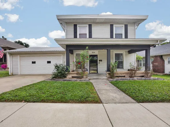 924 I St, Bedford, IN 47421