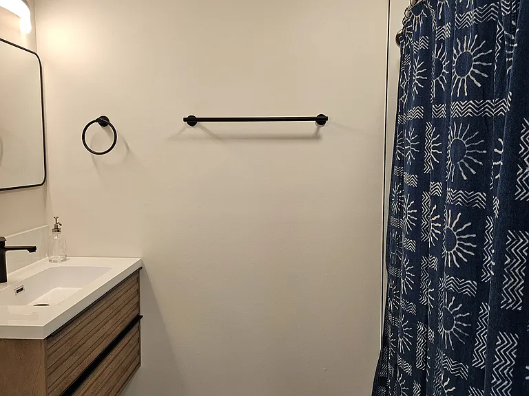 138 Clingman Ave — Photo 31