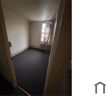 4 bed, $1,700 — Photo 3