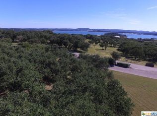 582 Kings Point Dr, Canyon Lake, TX 78133