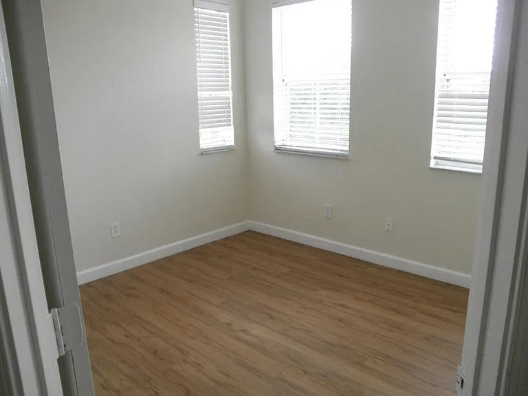 3308 Shoma Dr — Photo 8