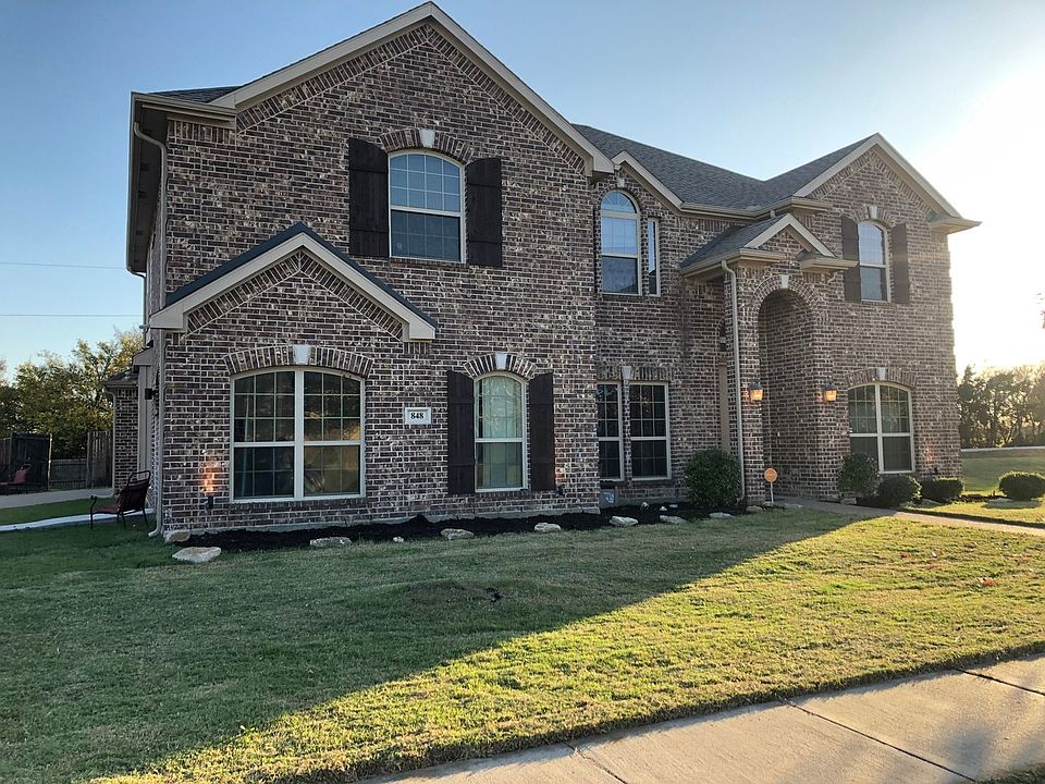1st image of 848 Sabona Dr