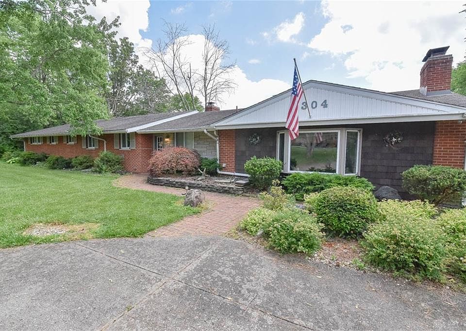 1304 Richard St, Miamisburg, OH 45342 Zillow