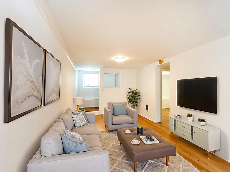 furniture is virtually staged